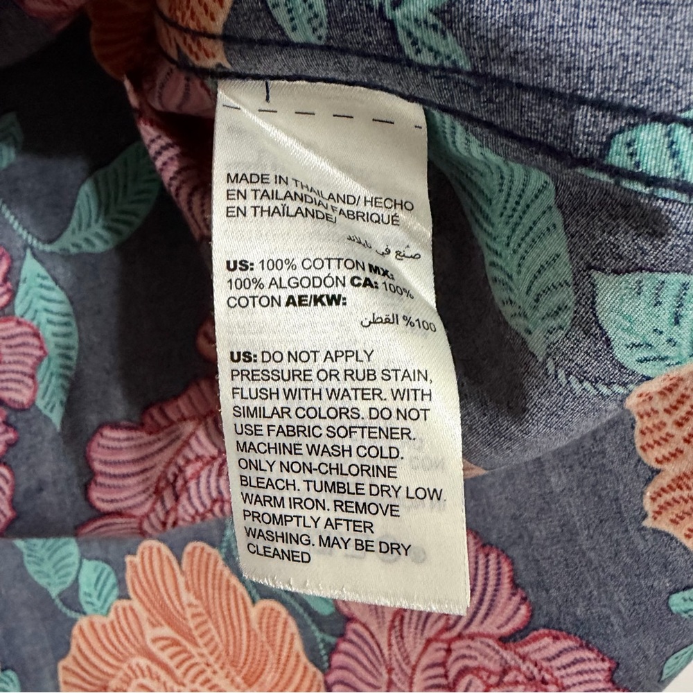 Chico's No Iron Floral Crisp Cotton Button Up Shirt L Petite Blue Bold Colorful - Picture 7 of 7